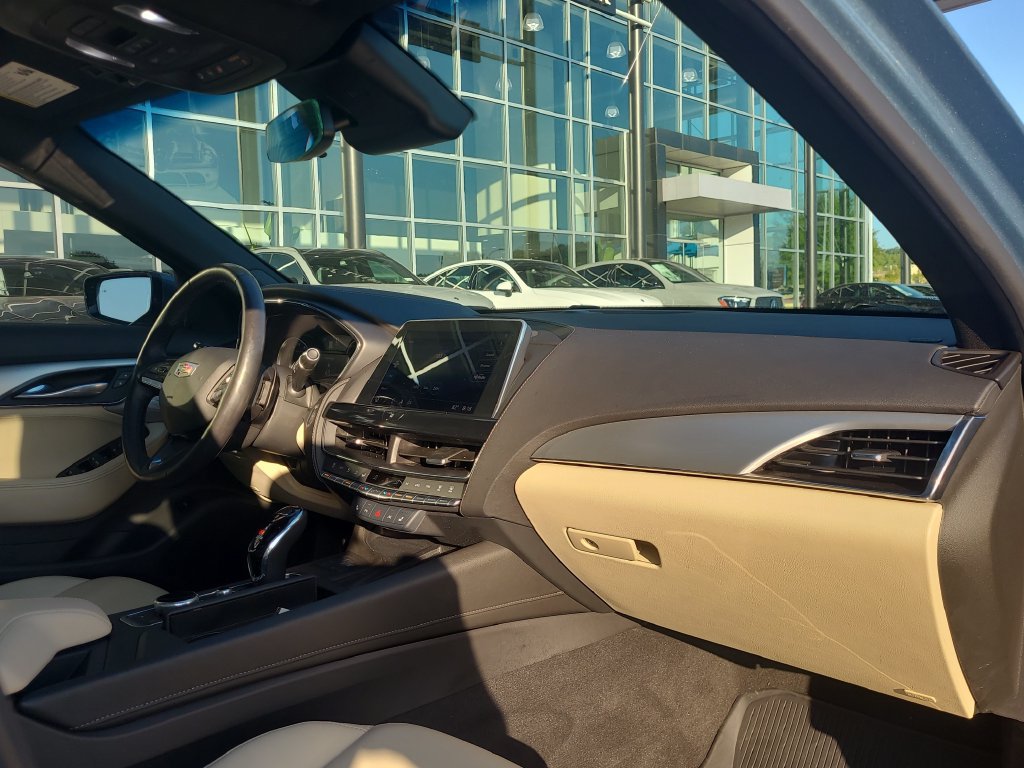 Used 2023 Cadillac CT5 Luxury w/ Sun And Sound Package RWD image 18
