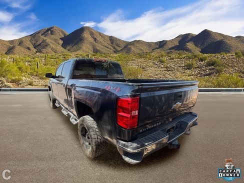 Used 2019 Chevrolet Silverado 2500 LTZ w/ Duramax Plus Package AWD/4WD image 3