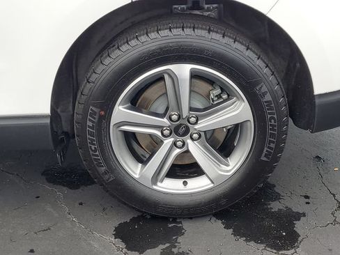 Certified 2024 Ford Edge SEL w/ Convenience Package AWD/4WD image 8
