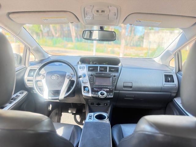 Used 2014 Toyota Prius V Five FWD image 16
