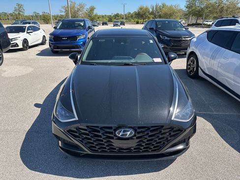 Used 2021 Hyundai Sonata SEL Plus w/ Tech Package image 3