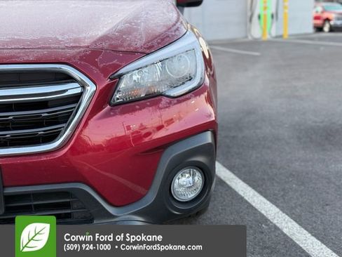 Used 2019 Subaru Outback 2.5i Limited w/ Popular Package #2 image 7