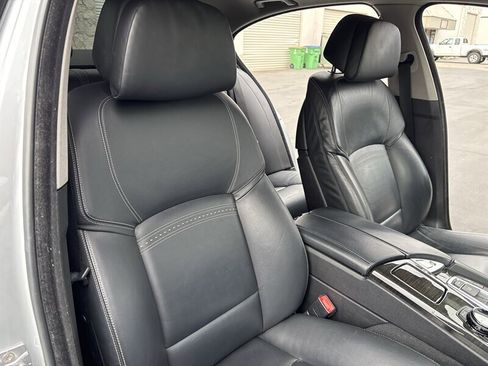 Used 2015 BMW 550i Sedan image 35