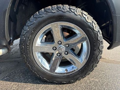 Used 2015 RAM 1500 Express AWD/4WD image 29