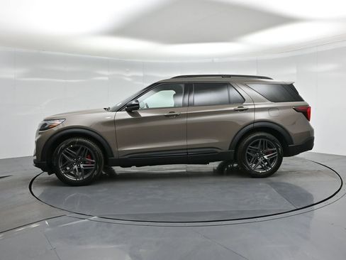 New 2026 Ford Explorer ST-Line w/ ST-Line Street Pack image 33