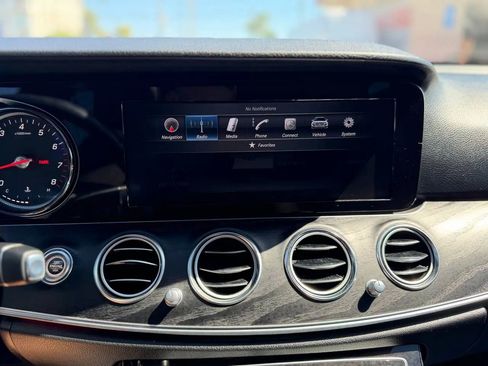 Used 2017 Mercedes-Benz E 300 E 300 4MATIC Sedan 4D w/ Premium 1 Package image 46