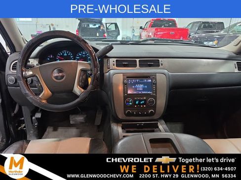 Used 2010 GMC Sierra 1500 SLT w/ All-Terrain Package AWD/4WD image 4