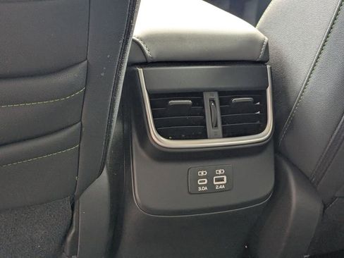 Used 2025 Subaru Outback Onyx Edition AWD/4WD image 28