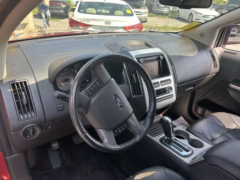 Used 2010 Ford Edge Limited FWD image 12