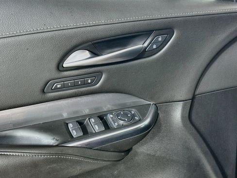 Used 2024 Cadillac XT4 Premium Luxury FWD image 24