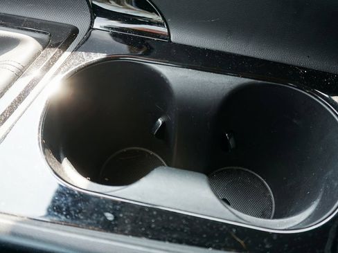 Used 2024 Hyundai Elantra SEL w/ Convenience Package image 18