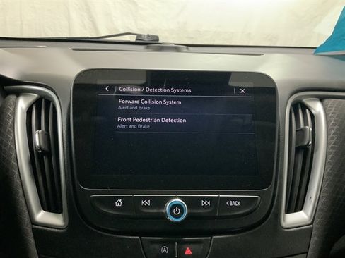 Used 2023 Chevrolet Malibu LT image 27