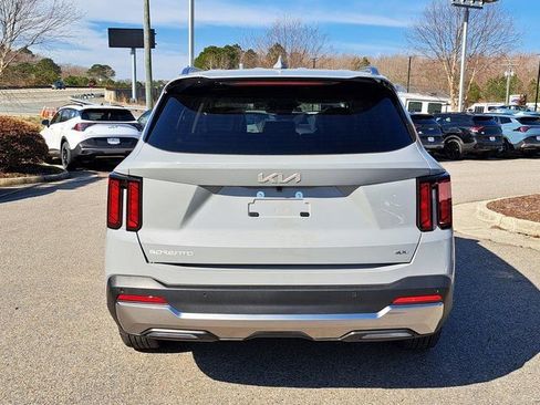 New 2026 Kia Sorento S AWD/4WD image 5