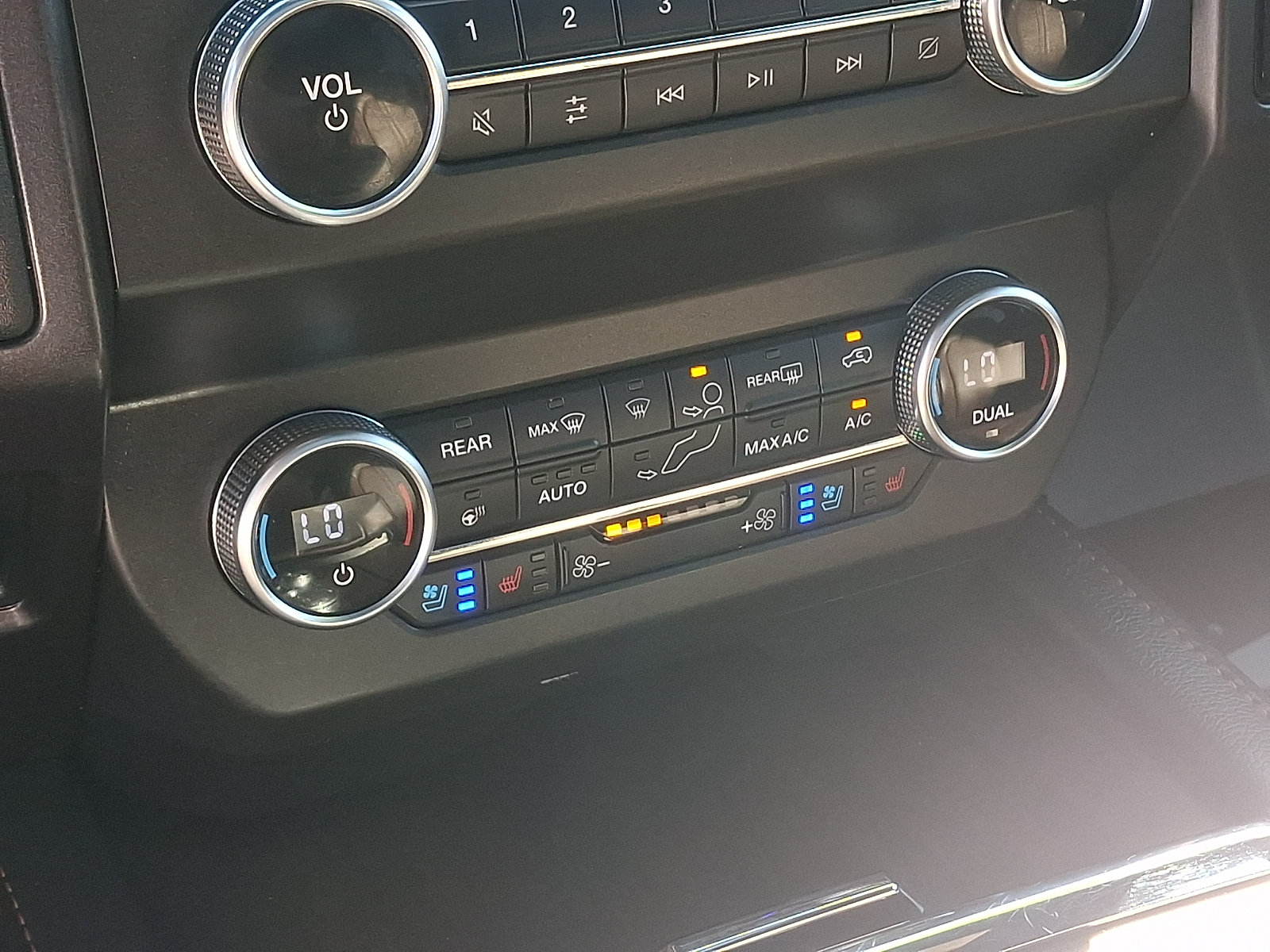 Used 2020 Ford Expedition King Ranch AWD/4WD image 16