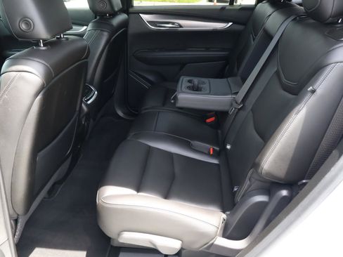 Used 2023 Cadillac XT6 Luxury FWD image 25