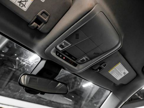 Used 2020 Chevrolet Equinox LS w/ LPO, Floor Liner Package FWD image 34