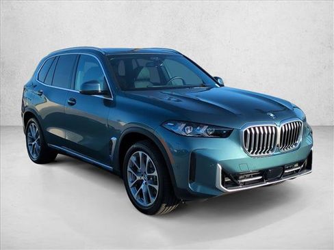 Certified 2026 BMW X5 xDrive40i AWD/4WD image 3