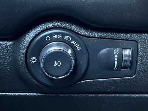 Used 2021 Dodge Durango GT AWD/4WD image 32