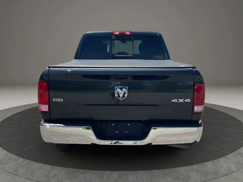 Used 2017 RAM 1500 Classic SLT AWD/4WD image 4