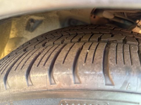 Used 2021 Tesla Model Y Performance image 11