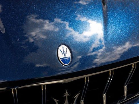 Certified 2022 Maserati Levante GT image 10