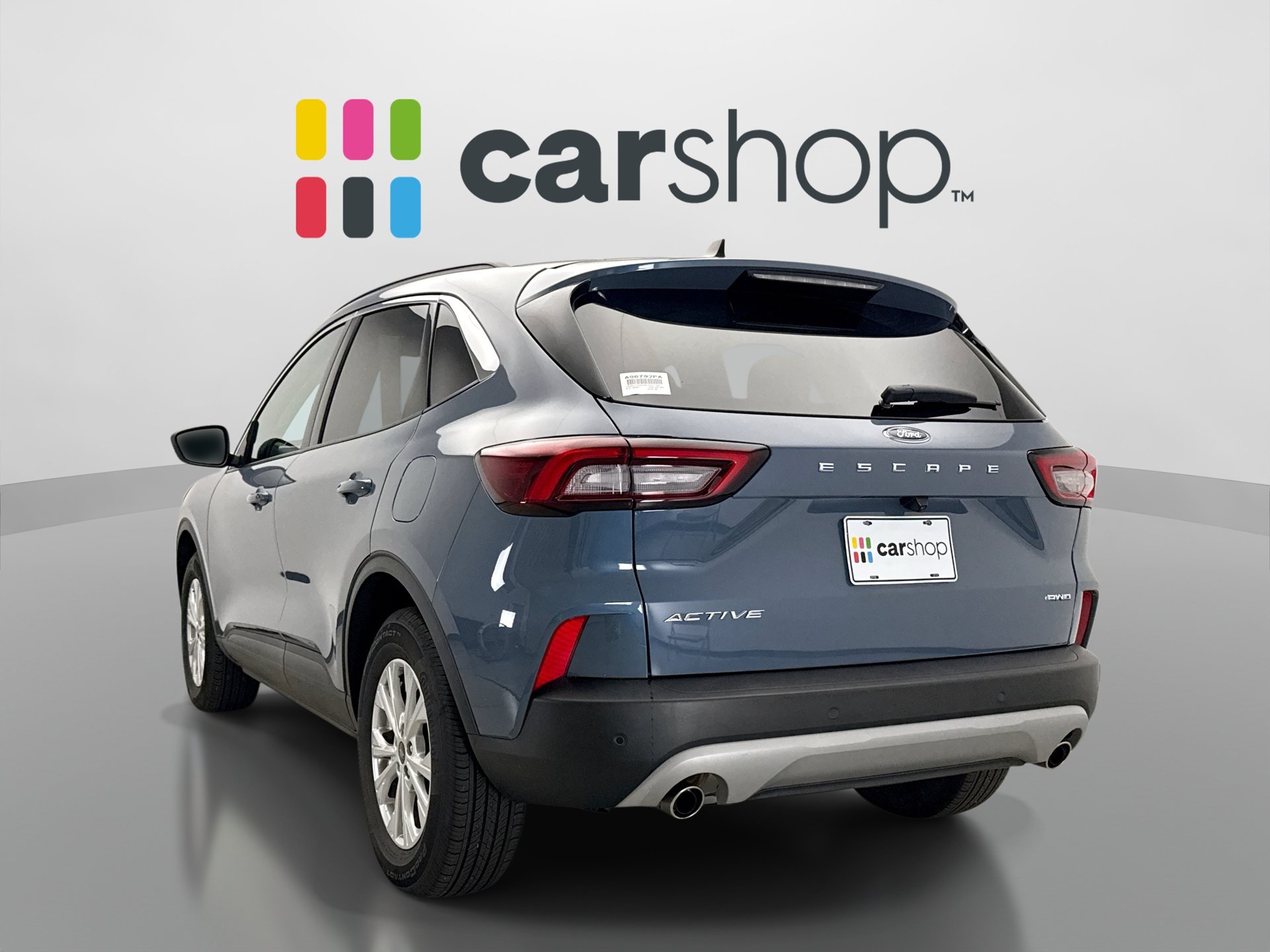 Used 2024 Ford Escape Active w/ Tech Pack #1 AWD/4WD image 3