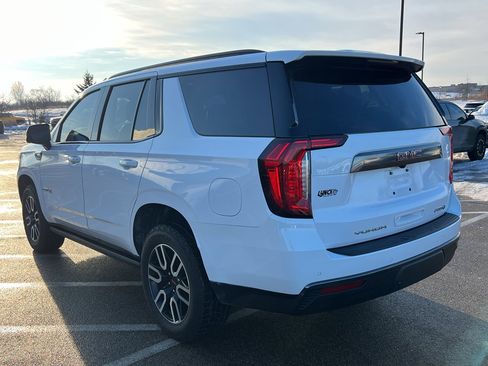 Used 2021 GMC Yukon AT4 w/ AT4 Premium Package image 3