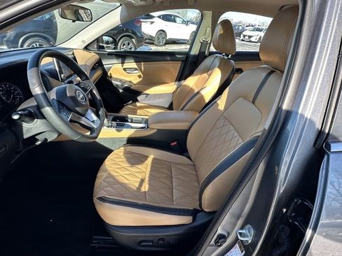 Certified 2024 Nissan Sentra SV w/ SV Premium Package image 22