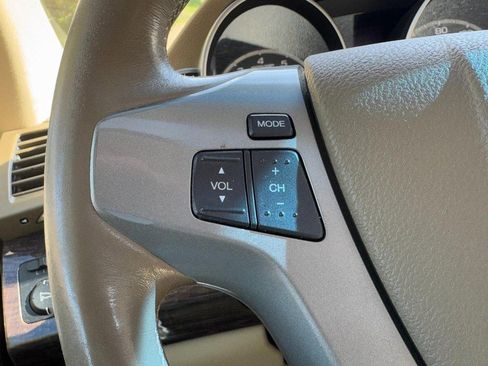 Used 2012 Acura MDX w/ Technology & Entertainment image 18