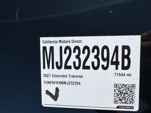 Used 2021 Chevrolet Traverse LS w/ LPO, Cargo Package FWD image 17