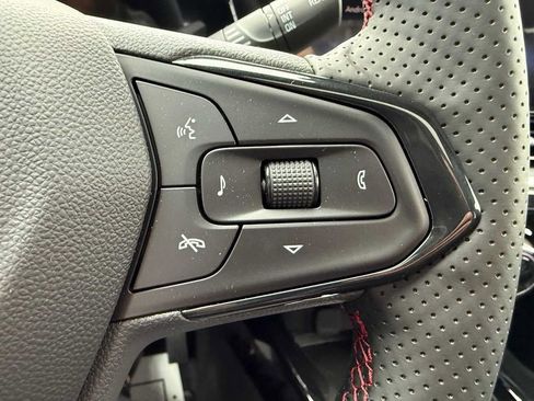 New 2026 Chevrolet Trax RS w/ Sunroof Package image 44