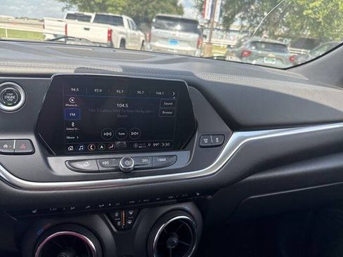 Used 2022 Chevrolet Blazer LT w/ Redline Edition FWD image 13