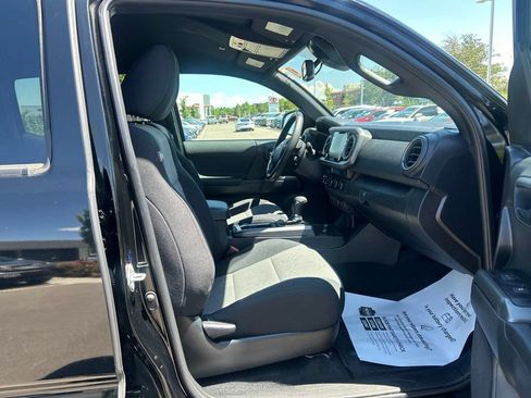Used 2023 Toyota Tacoma TRD Sport AWD/4WD image 11