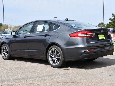 Used 2020 Ford Fusion SEL FWD image 4