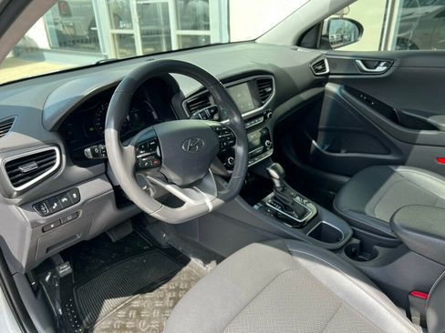 Used 2019 Hyundai Ioniq Limited FWD image 12