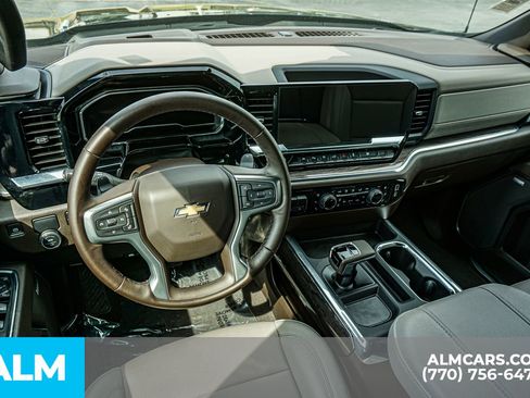 Used 2025 Chevrolet Silverado 1500 LTZ w/ LTZ Convenience Package II RWD image 28