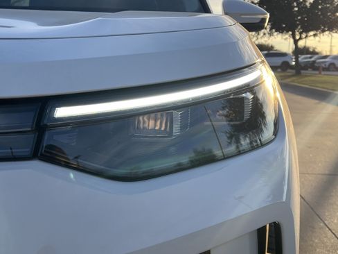 Certified 2025 Volkswagen Tiguan S image 6