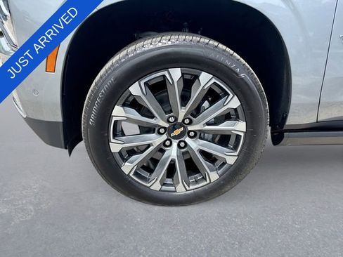 New 2026 Chevrolet Tahoe High Country AWD/4WD image 10