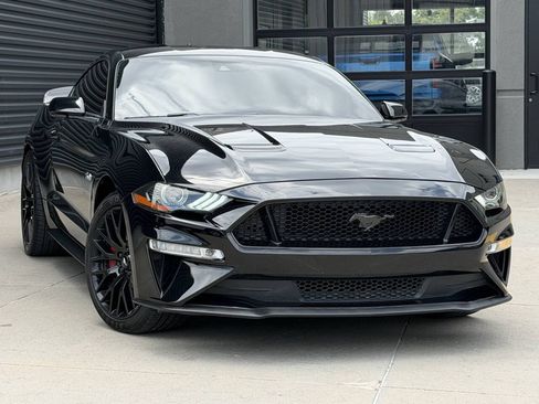 Used 2021 Ford Mustang GT w/ Equipment Group 301A RWD image 5