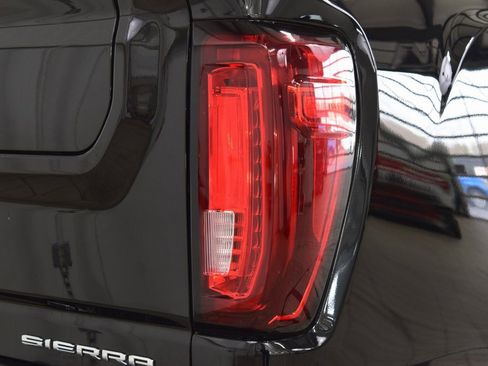Used 2023 GMC Sierra 2500 Denali w/ Denali Ultimate Package image 22