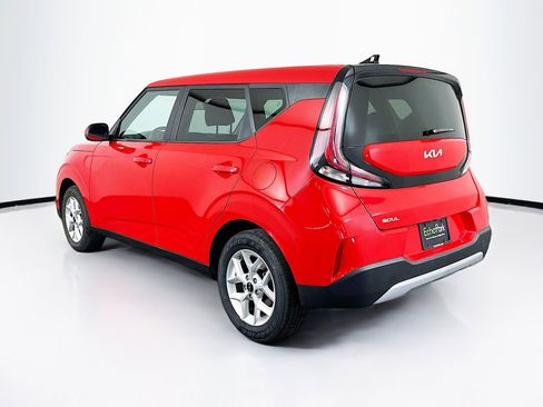 Used 2025 Kia Soul LX w/ LX Technology Package image 5