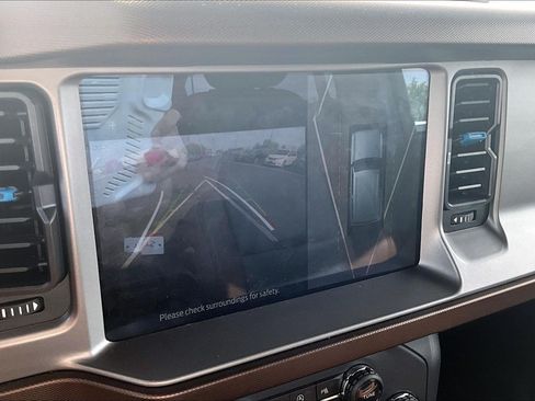 Used 2022 Ford Bronco Outer Banks AWD/4WD image 29