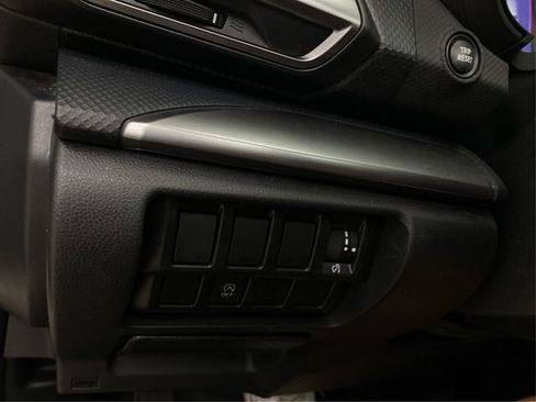 Used 2020 Subaru Forester Premium AWD/4WD image 24