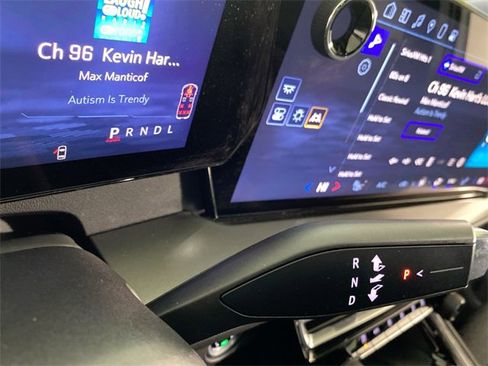 Certified 2024 Chevrolet Traverse LT w/ LPO, Floor Liner Package image 41