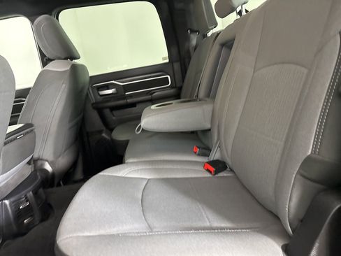 Used 2024 RAM 2500 Big Horn w/ Bed Utility Group image 19