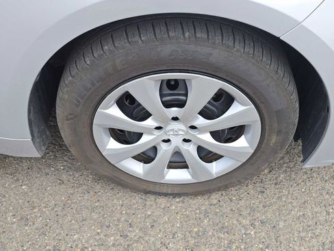 Used 2024 Toyota Corolla LE FWD image 10