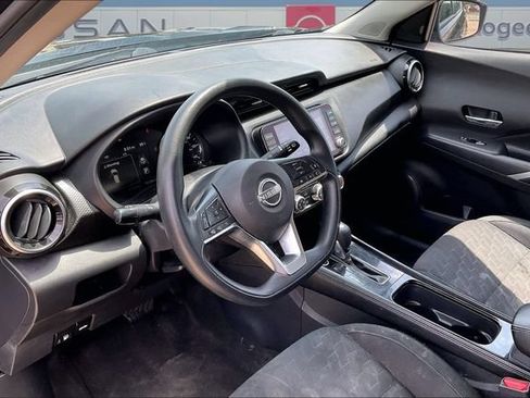 Used 2024 Nissan Kicks SV FWD image 15