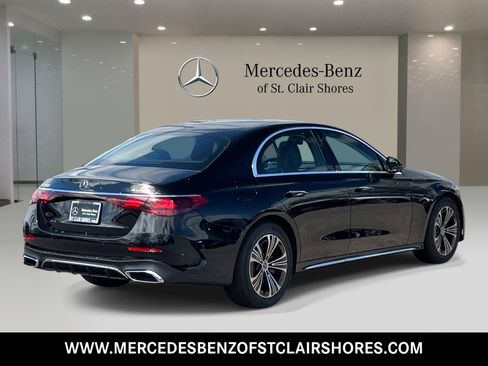 New 2026 Mercedes-Benz E 350 4MATIC Sedan image 5