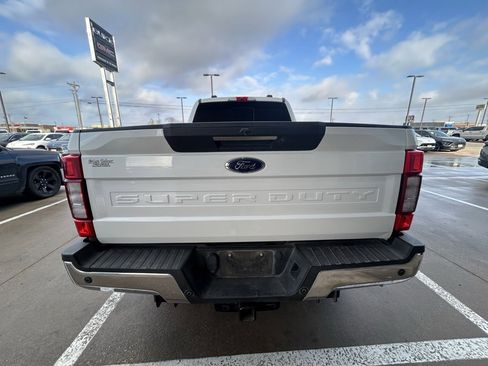 Used 2020 Ford F250 Lariat w/ Lariat Ultimate Package image 3
