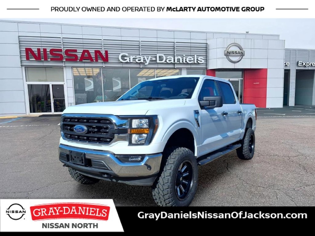 Used 2023 Ford F150 XLT w/ Trailer Tow Package AWD/4WD image 3